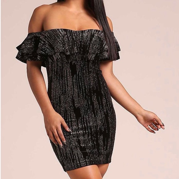 Black dress - Picture 1 of 2